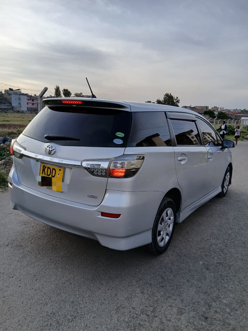 Used 2014 Toyota WISH Station Wagon for sale in Nairobi Kenya - Trust Rides - Thumbnail 3