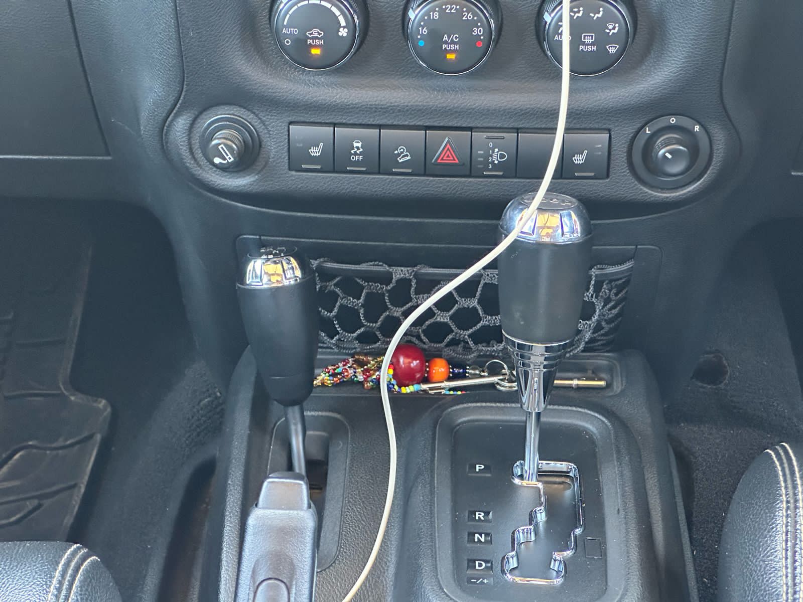 Used 2012 Jeep Wrangler Unlimited SAHARA SUV for sale in Nairobi Kenya - Trust Rides - Thumbnail 9