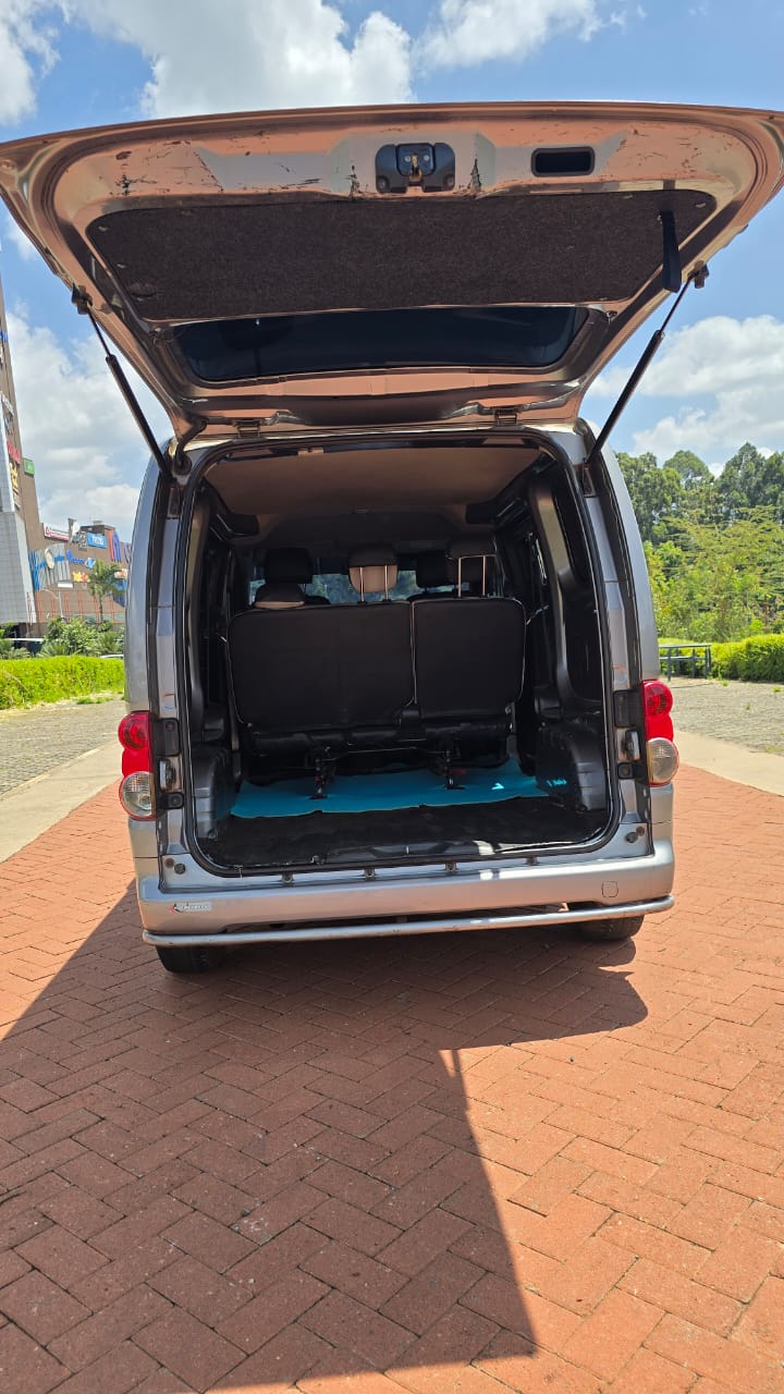 Used 2014 Nissan NV200 Van / Minivan for sale in Nairobi Kenya - Trust Rides - Thumbnail 6
