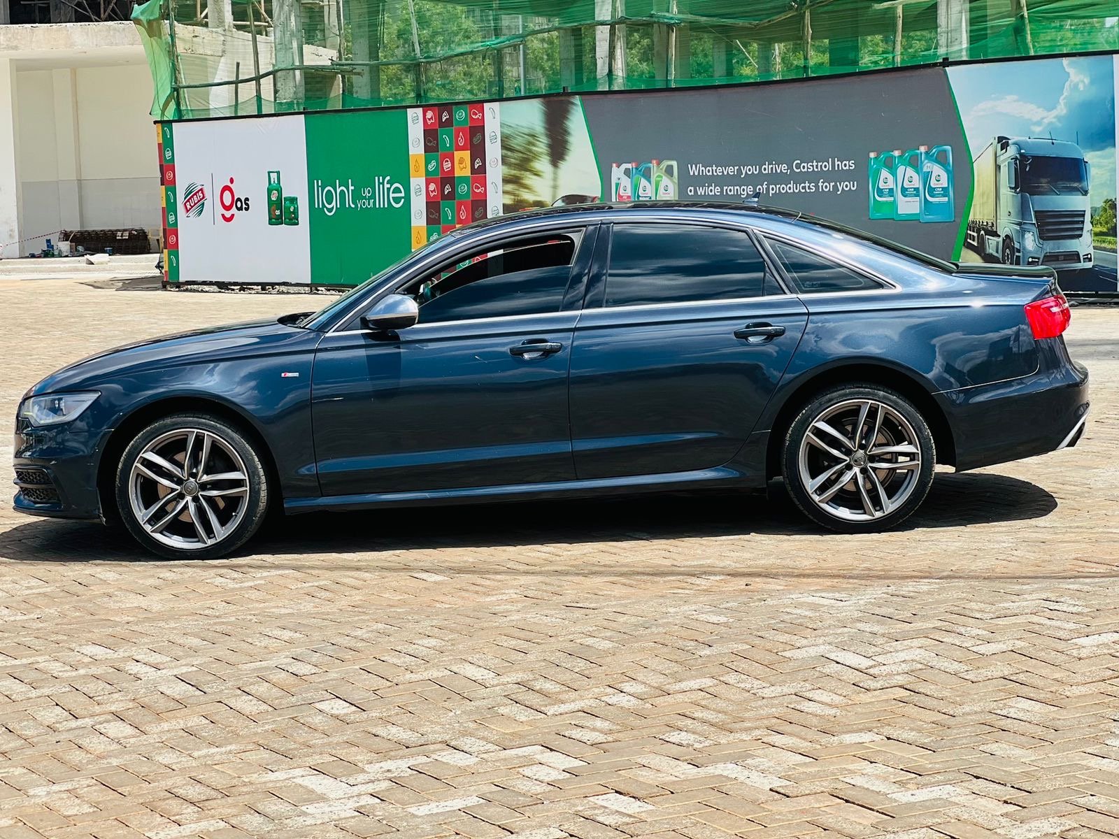 Used 2013 Audi A6 Sedan (Saloon) for sale in Nairobi Kenya - Trust Rides - Thumbnail 4